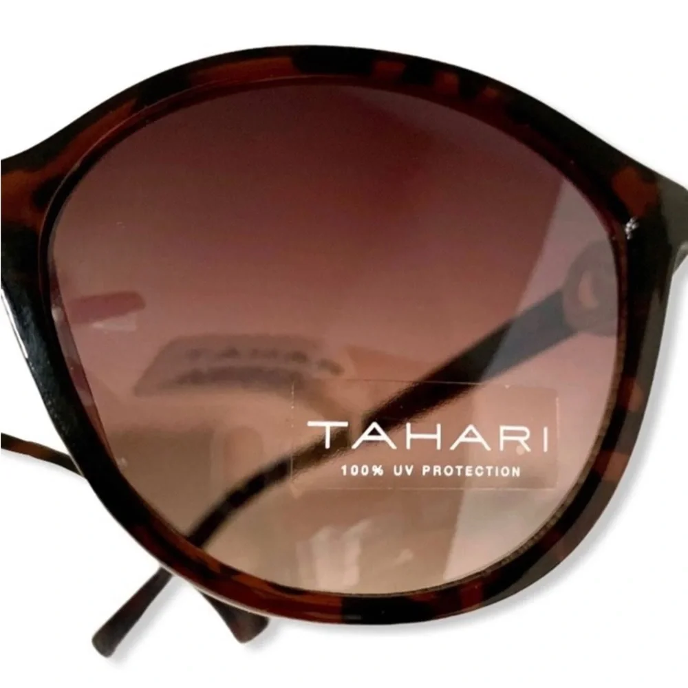 Tahari cat eye rhinestone sunglasses UC